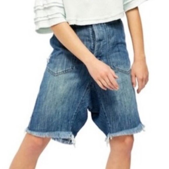 We The Free Denim She's A Legend Button Fly Distressed Baggy Harem Jean Shorts 8 - Picture 10 of 10
